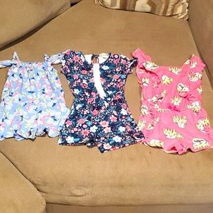 Bundle of Rompers (sz.4/4T)